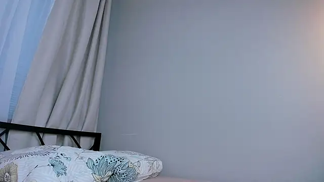 ErinBissonnette webcam