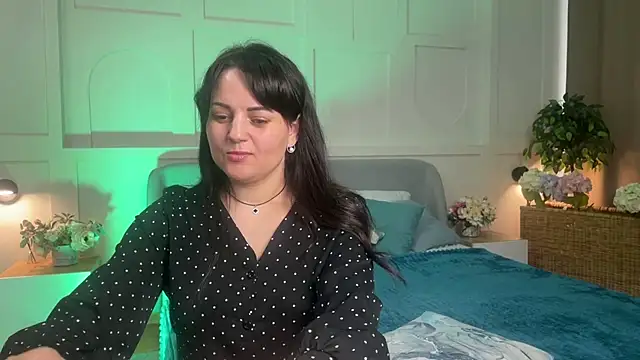 _silkyshadow_ - _SilkyShadow_'s free webcam - UK Sex Cams