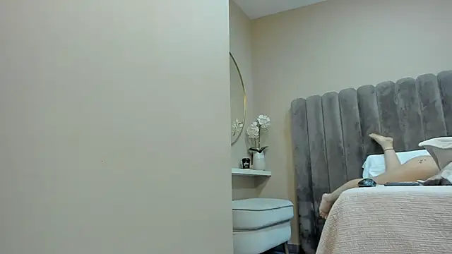 sofibaez - SofiBaez's free webcam - UK Sex Cams