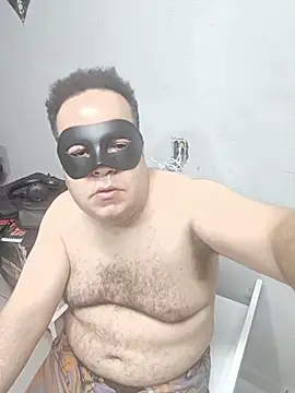 UrsoBissexualPauGrosso webcam