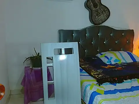 _santi2 - _Santi2's free webcam - UK Sex Cams