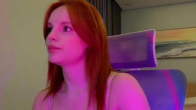 mollybossy - Mollybossy's free webcam - UK Sex Cams