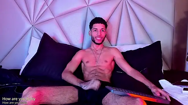 thiagoferreti - Thiagoferreti's free webcam - UK Sex Cams