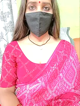 SareeQween143 webcam