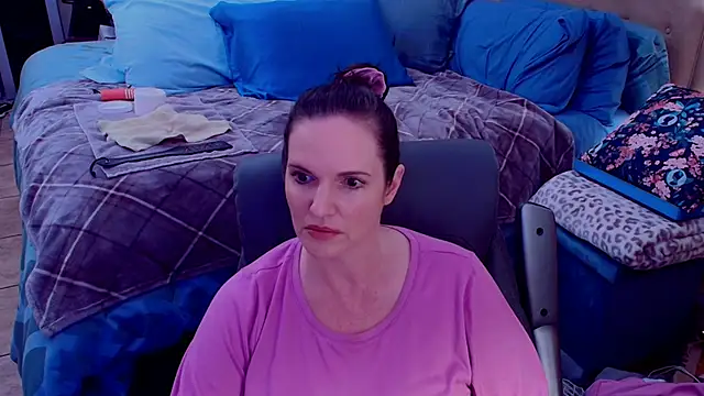 ninajaymes's Stripchat show and profile