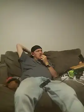 yourMasterisBored webcam