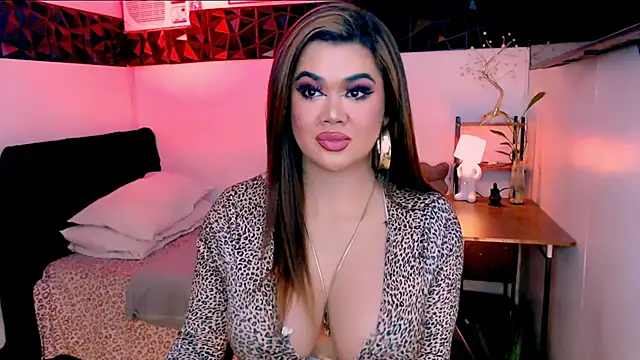 asiankatyhuge webcam