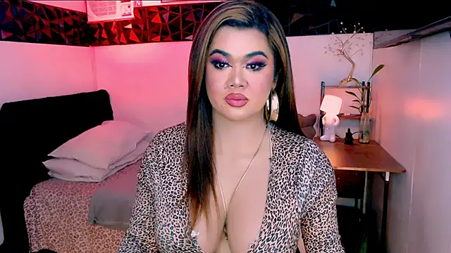 asiankatyhuge webcam