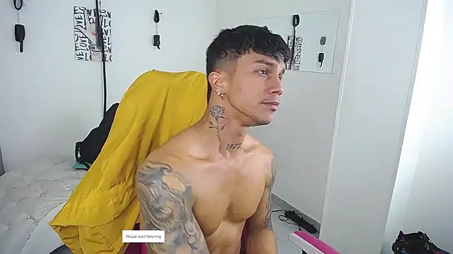Leonard_Price live sex cam