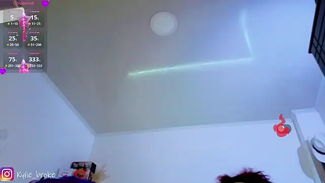 Kylie_brokee webcam