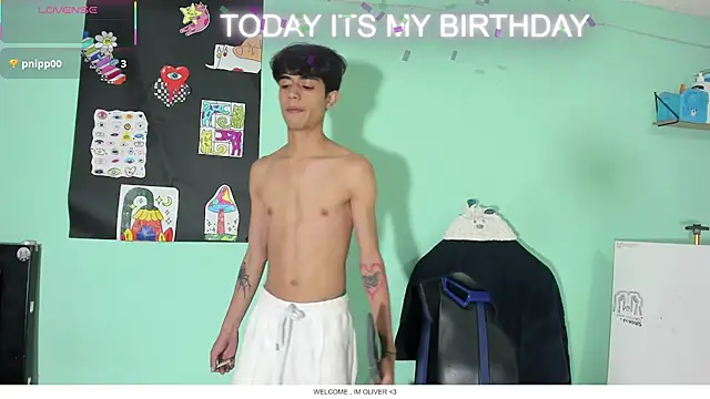 TYLERhHOT2005 webcam