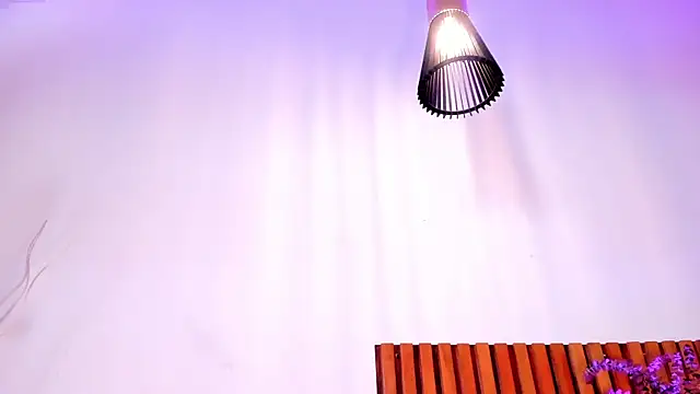 noradasilva - NoraDasilva's free webcam - UK Sex Cams