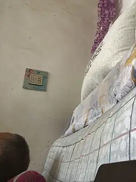 yaocaobi8 (M mature) - 脱衣服，露鸡鸡