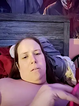 023thickandjuicy07 webcam