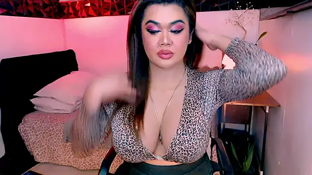 asiankatyhuge webcam