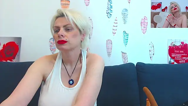 PURE_SEDUCE__WOW___ - Live Cam