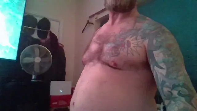 Tattooednakedguy webcam