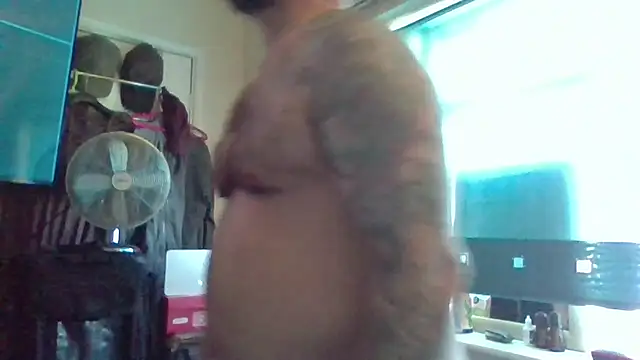 Preview of tattooednakedguy