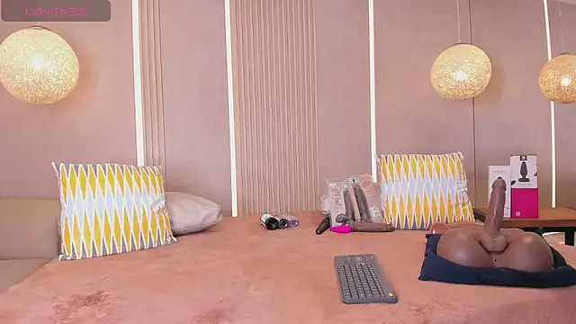 sabrina_shark_ - Sabrina_shark_'s free webcam - UK Sex Cams