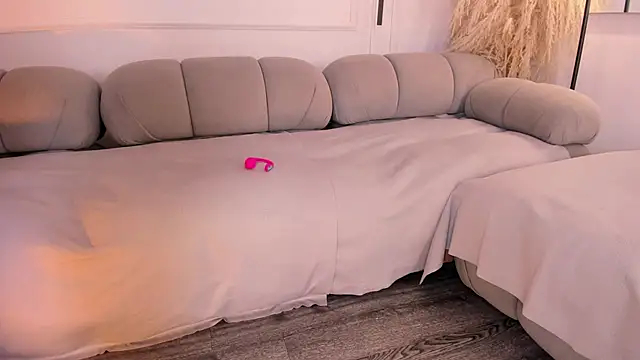 Alice Hanz (AliceHanz)