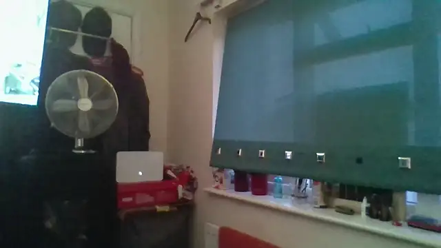 Tattooednakedguy webcam