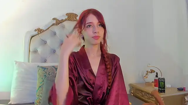 scarlett_smith_3 - Scarlett_smith_3's free webcam - UK Sex Cams