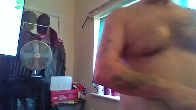 Preview of tattooednakedguy