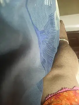 Funcouple0069 webcam