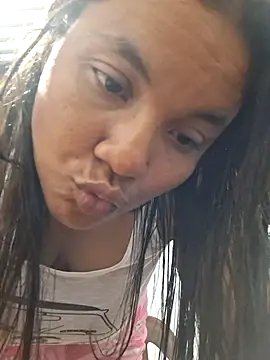 monicarokaforte webcam