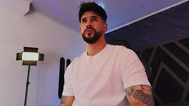 Petesevans live sex cam