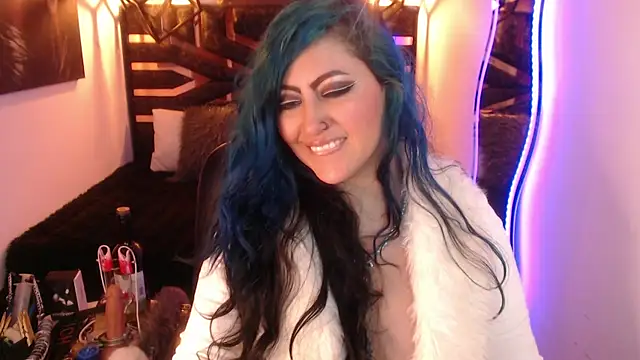 scarleth_blue webcam