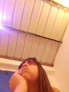 Cherrybustyx19 webcam