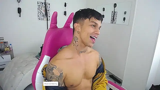 Leonard_Price webcam