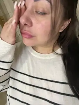 DaisyStreet live sex cam