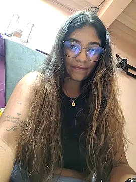 sofythom1 - Sofythom1's free webcam - UK Sex Cams