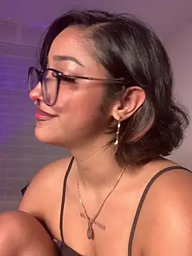 LilithMonette webcam