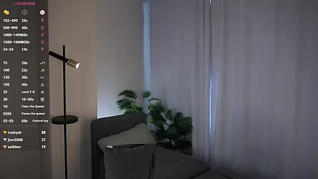 ClarineCasebolt webcam