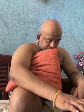 Dick_6inches_Delhi webcam