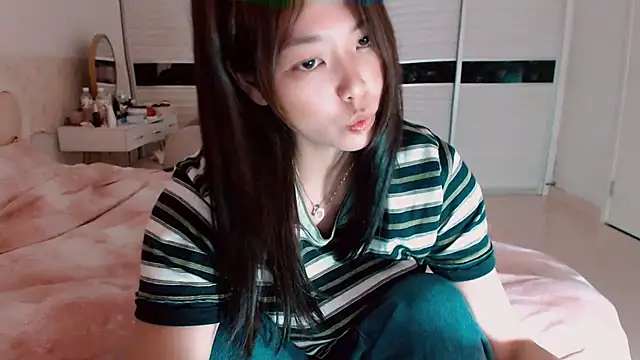 Miu1_girl webcam