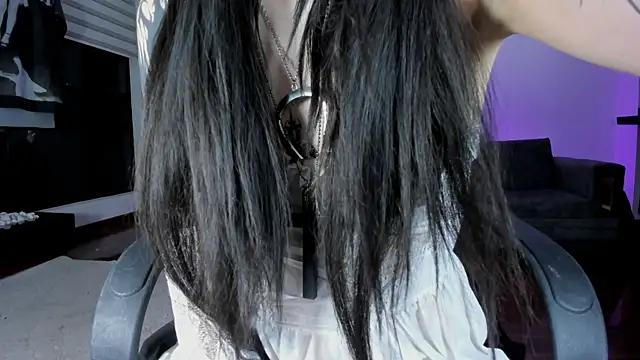 Zombieeporcelainex webcam