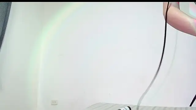 cristal__blue webcam