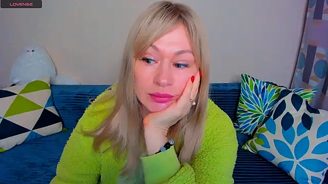 ellenmoore - EllenMoore's free webcam - UK Sex Cams