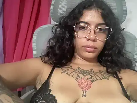 Antonia-bloom webcam