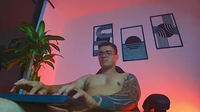 ALPHA_DOMINUS_ live sex cam