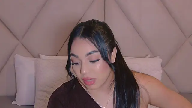 CharlotteeBrownn webcam