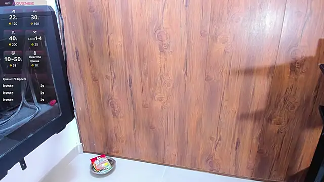 mature_skinny - Mature_Skinny's free webcam - UK Sex Cams