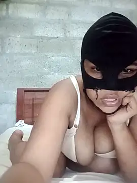 Webcam Model (ROSEPOINT)  is live.Free join now!