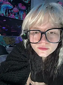 Cutiepiespanks live cam