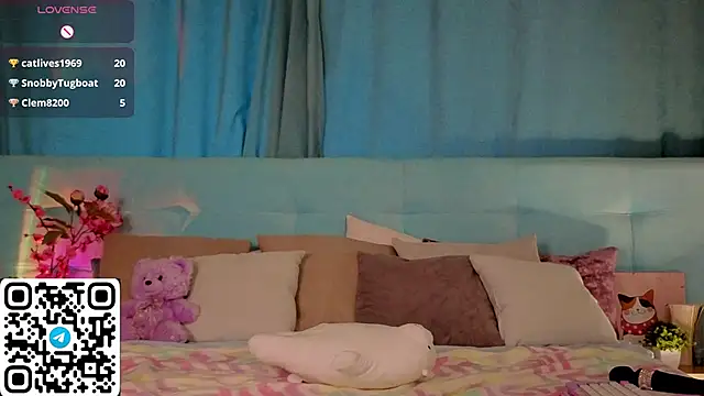 Aurora_Bennet webcam