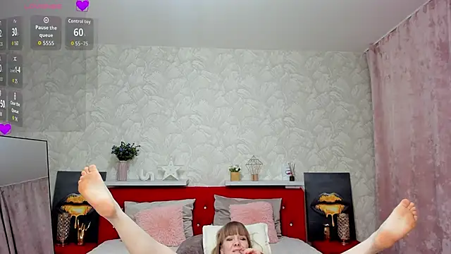 KattyPeachX webcam